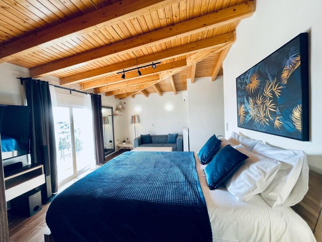 Deluxe With Sea View *